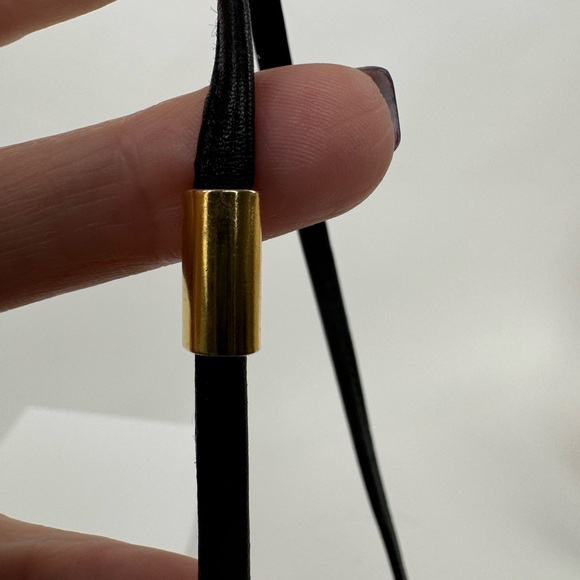 YSL Black structured rectangular flap bag. Thin strap can be worn so many ways - Picture 7 of 11